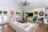 1411 Lee St - Photo 4