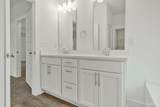 1942 Westhill Dr - Photo 20