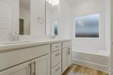 1942 Westhill Dr - Photo 21