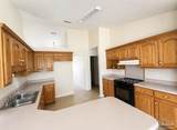 401 Thorn Ct - Photo 11