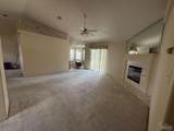 401 Thorn Ct - Photo 17