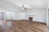 907 Ridge View Dr - Photo 6