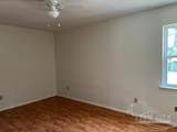 3244 Maplewood Dr - Photo 10