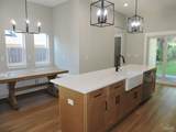706 F St - Photo 8