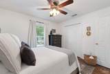 1621 Colwyn Dr - Photo 32