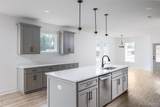 2908 Summer St - Photo 11