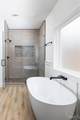 2908 Summer St - Photo 16