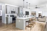 2908 Summer St - Photo 9
