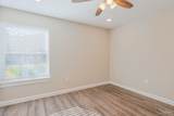 8033 Tippin Ave - Photo 15
