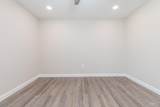 8033 Tippin Ave - Photo 18