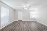 8033 Tippin Ave - Photo 6