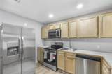 2878 Summer St - Photo 15