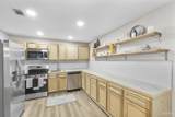 2878 Summer St - Photo 3