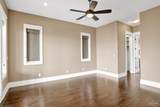 1070 Harbor Ln - Photo 16