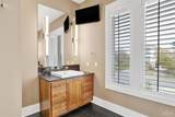 1070 Harbor Ln - Photo 18