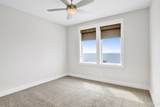 1070 Harbor Ln - Photo 29