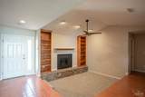 1090 Park Ln - Photo 5