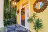 1005 Jackson St - Photo 4