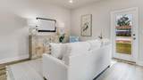 2591 Cliff Hollow Cir - Photo 8