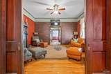 902 Blount St - Photo 13