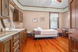902 Blount St - Photo 39