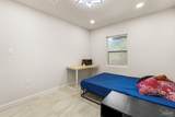 305 Madison - Photo 15