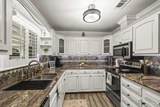 8601 Chisholm Rd - Photo 18