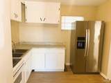 660 Lloyd St - Photo 5