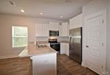 1541 Farragut Way - Photo 10