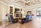 5824 Huntington Creek Blvd - Photo 9