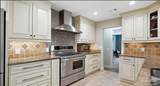 420 Fairpoint Dr - Photo 10