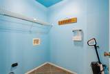 8138 Treetop Ln - Photo 15