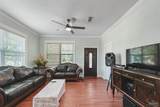 1101 Baars St - Photo 6