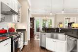 1329 Autumn Breeze Cir - Photo 16