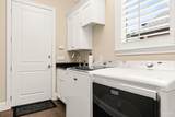 1329 Autumn Breeze Cir - Photo 32