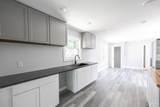 402 Rue Max St - Photo 16