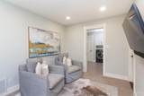 2490 Hallmark Dr - Photo 13