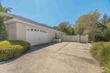 1071 Kelton Blvd - Photo 4
