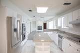 2315 Summit Blvd - Photo 23