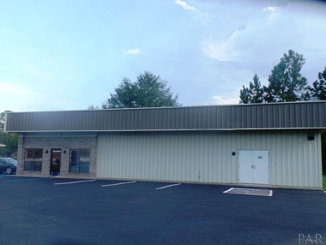 810 Craig St - Photo 1