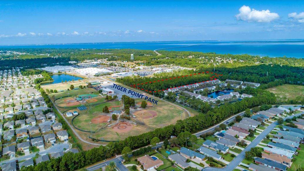 0000 Gulf Breeze Pkwy - Photo 1