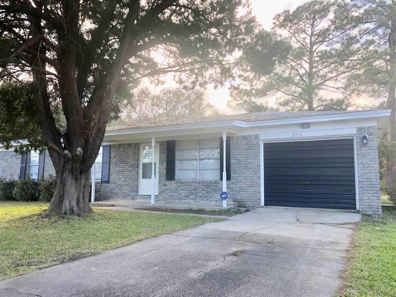 870 Bremen Ave - Photo 1