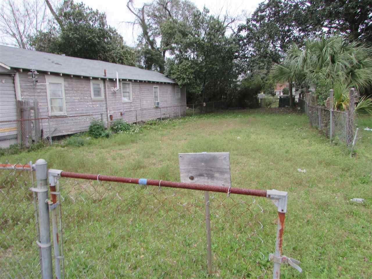 2310 Davis Hwy - Photo 1