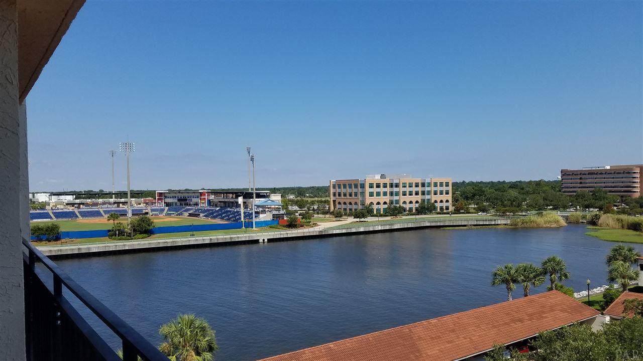 601 Port Royal Way - Photo 1