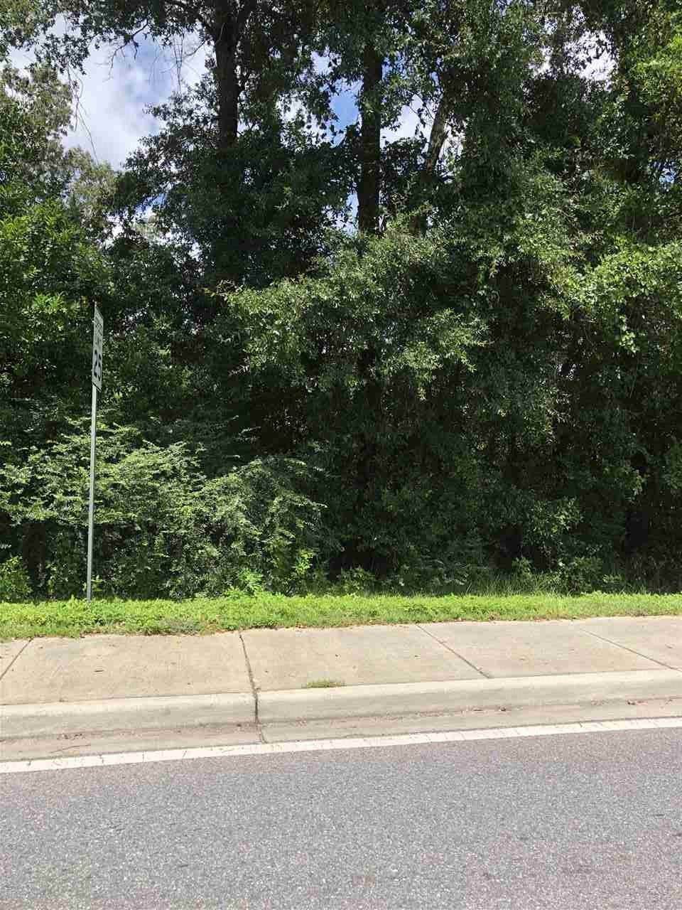 10 Detroit Blvd - Photo 1