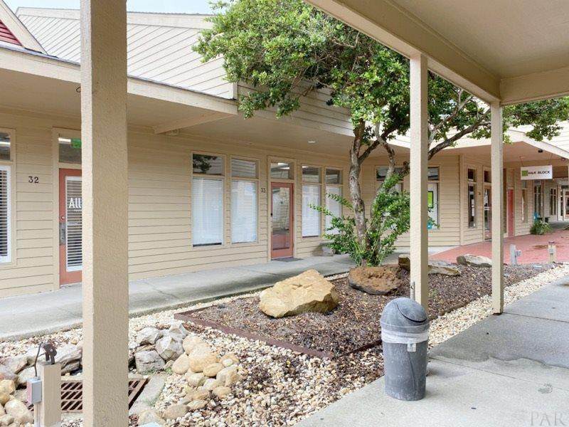 913 Gulf Breeze Pkwy - Photo 1