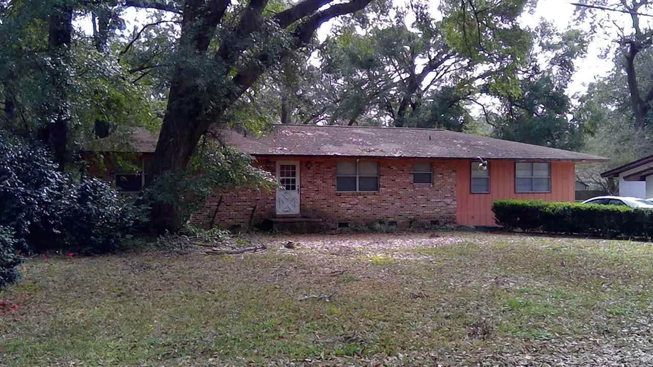 5912 Sarah Dr - Photo 1