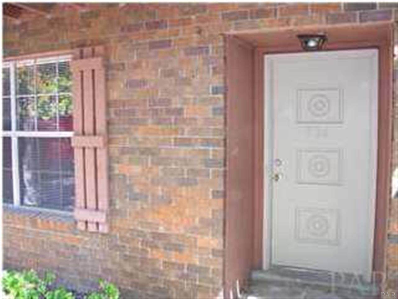 618 Fairfield Dr - Photo 1