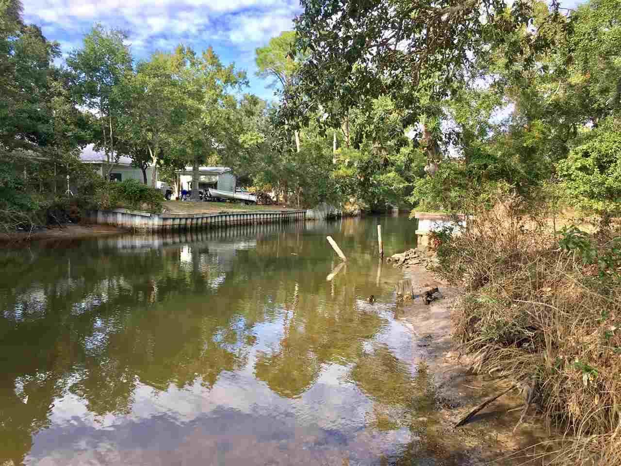 301 Katie St - Photo 1