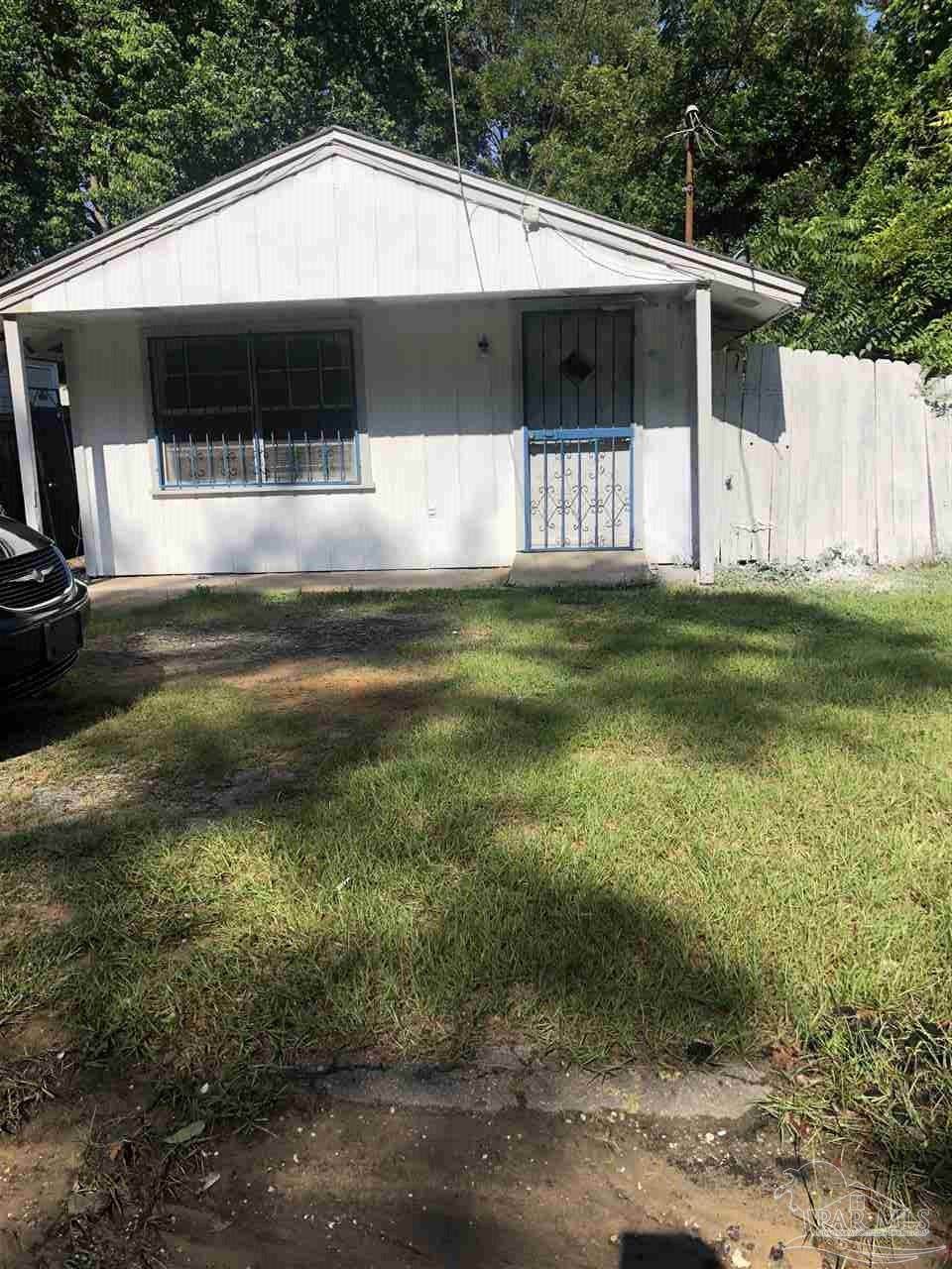 1605 R St - Photo 1